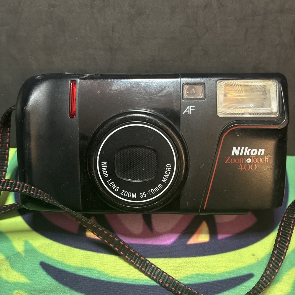 Nikon Zoom Touch 400 35mm Film Point and Shoot Camera Flash 35-70mm Macro B2